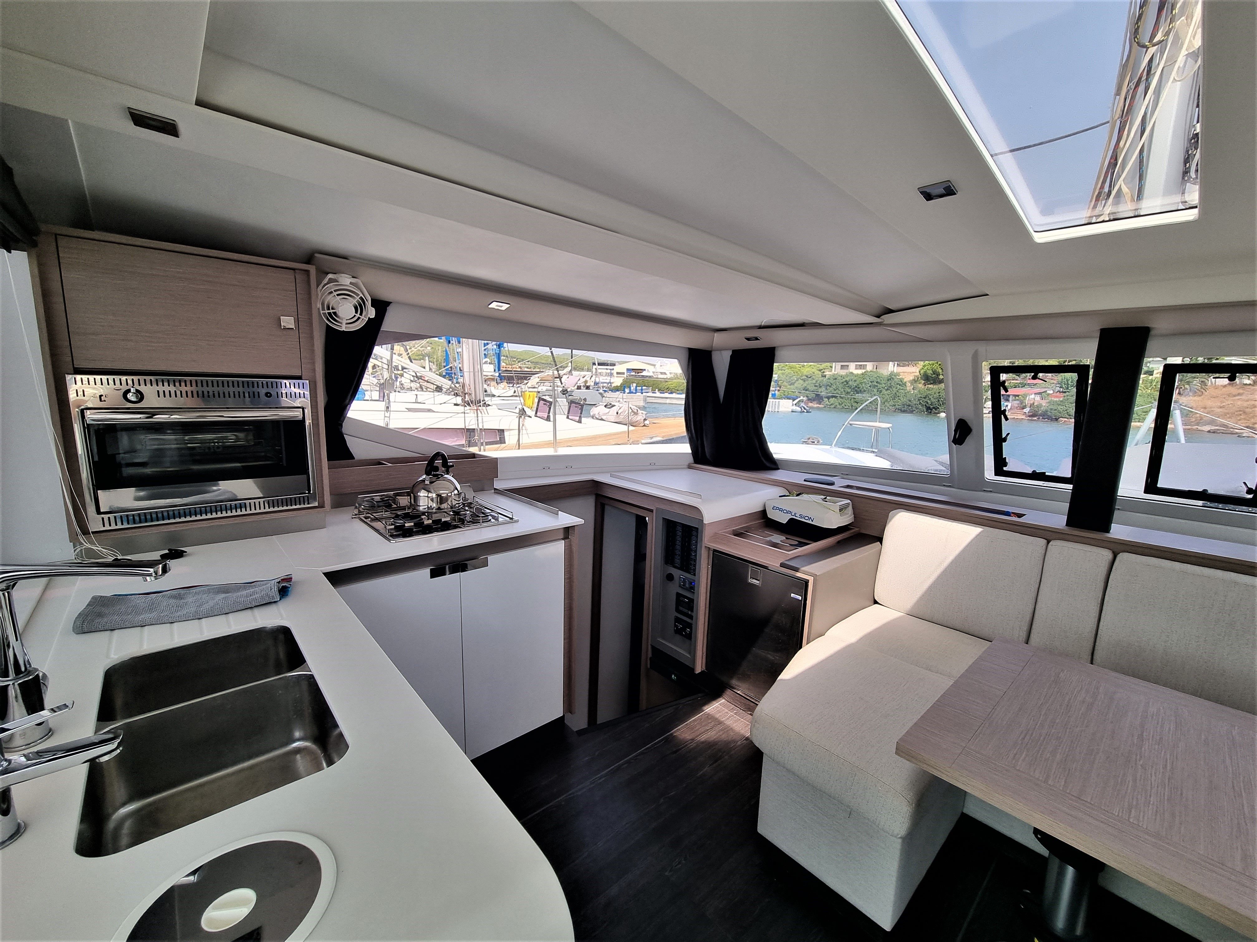 Fountaine Pajot Isla 40 | Joy