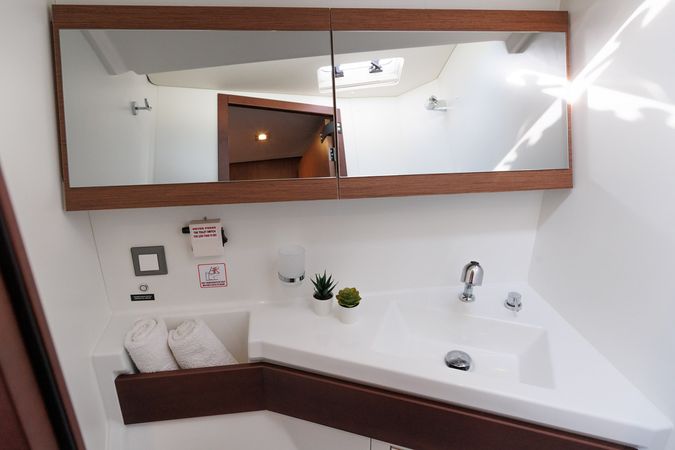 Beneteau Oceanis 46.1 | Solon