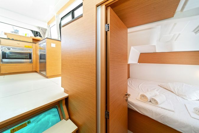 Excess 11 | Geva Mare 10