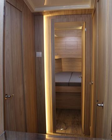 Cobra Yachts 40 | Varia