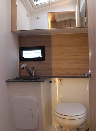 Cobra Yachts 40 | Varia