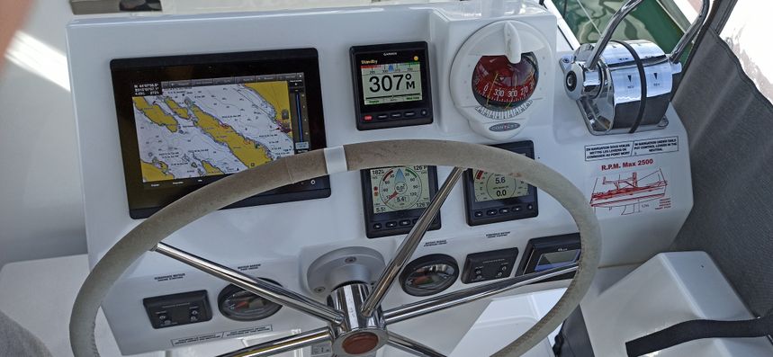 Fountaine Pajot Astrea 42 | Le Bart