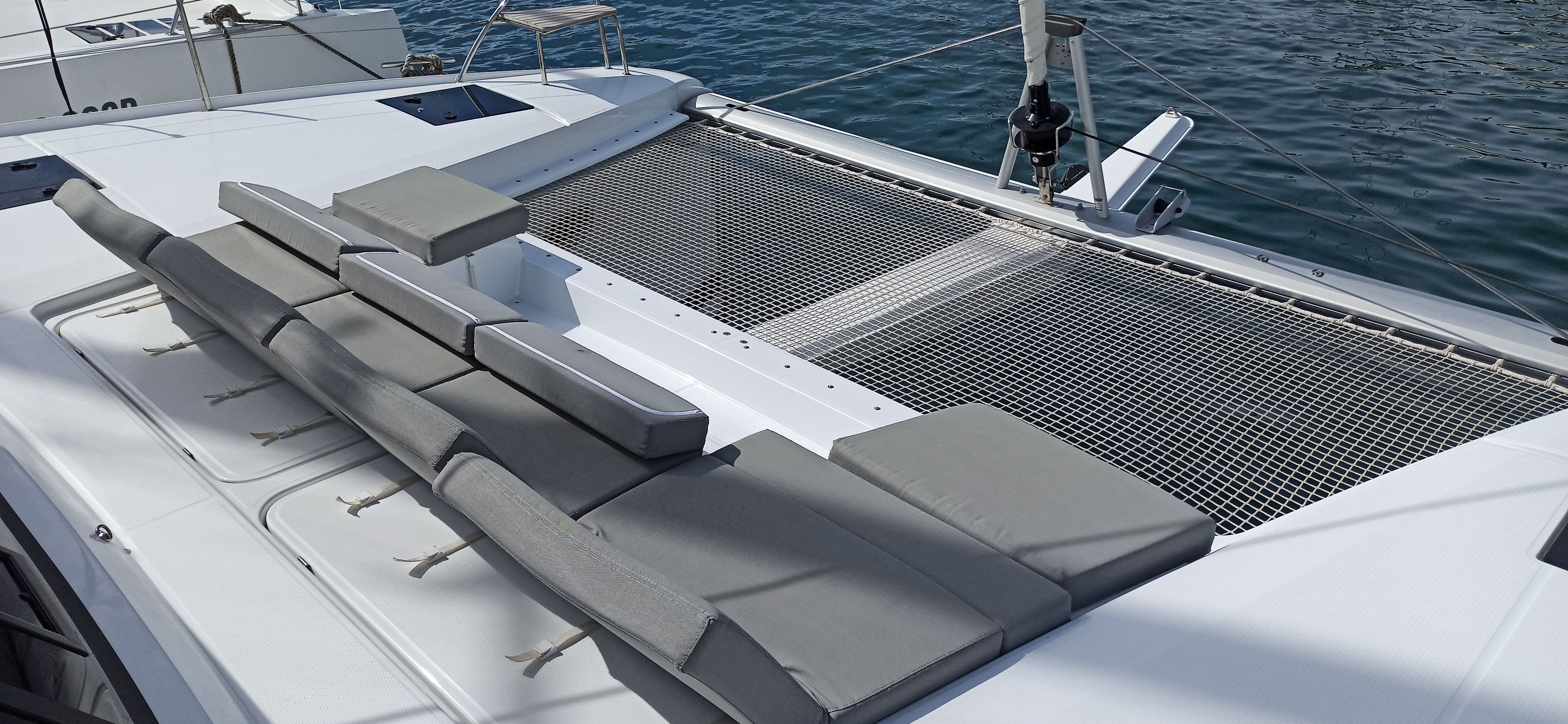 Fountaine Pajot Astrea 42 | Le Bart