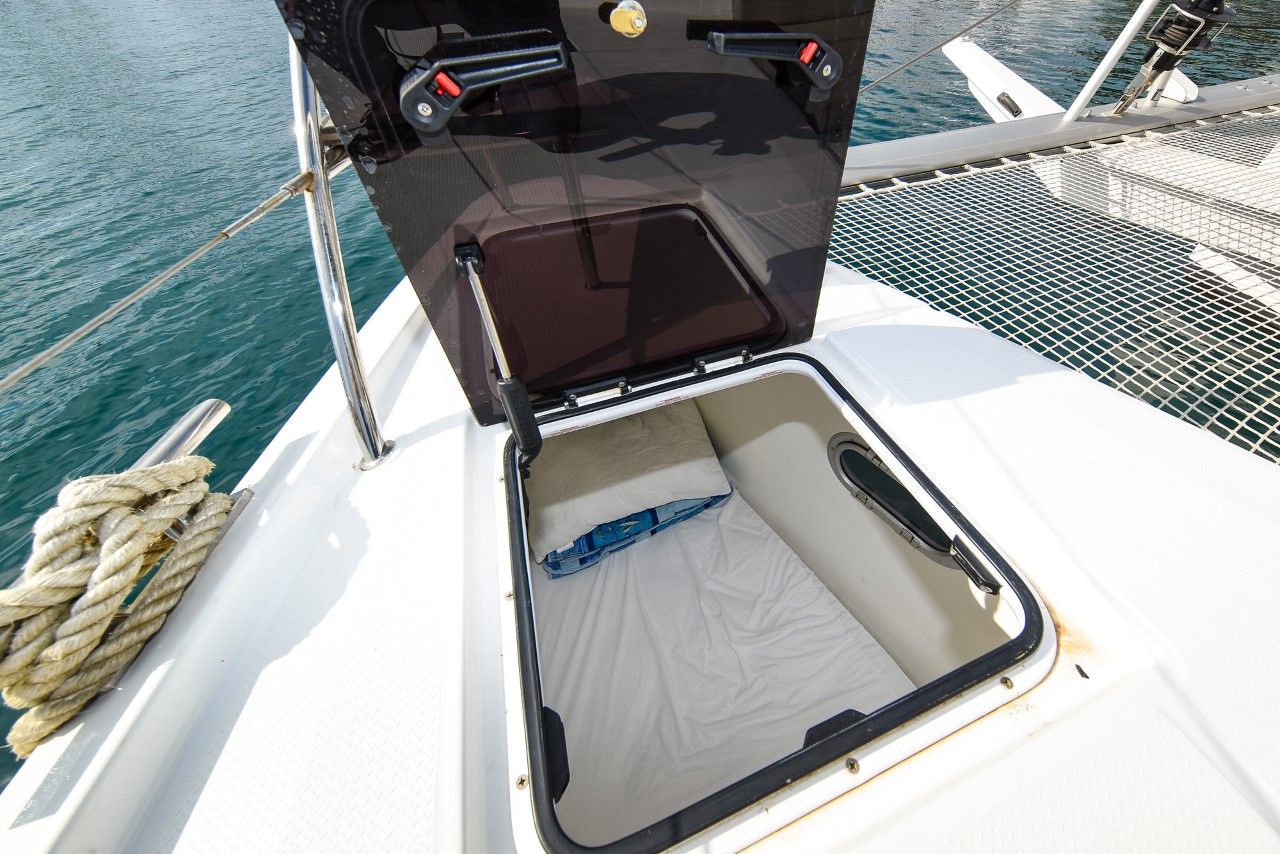 Fountaine Pajot Astrea 42 | Le Bart