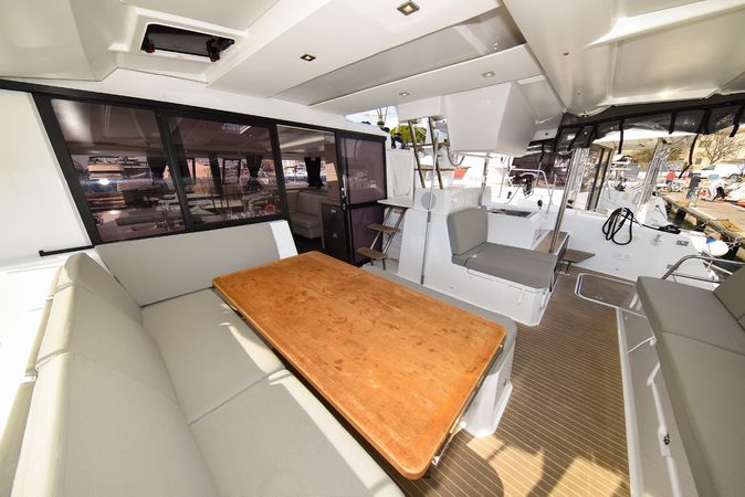 Fountaine Pajot Astrea 42 | Le Bart