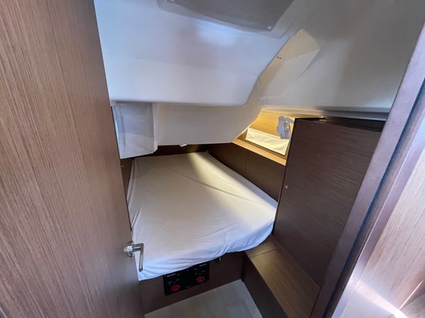 Beneteau Oceanis 40.1 | Lol