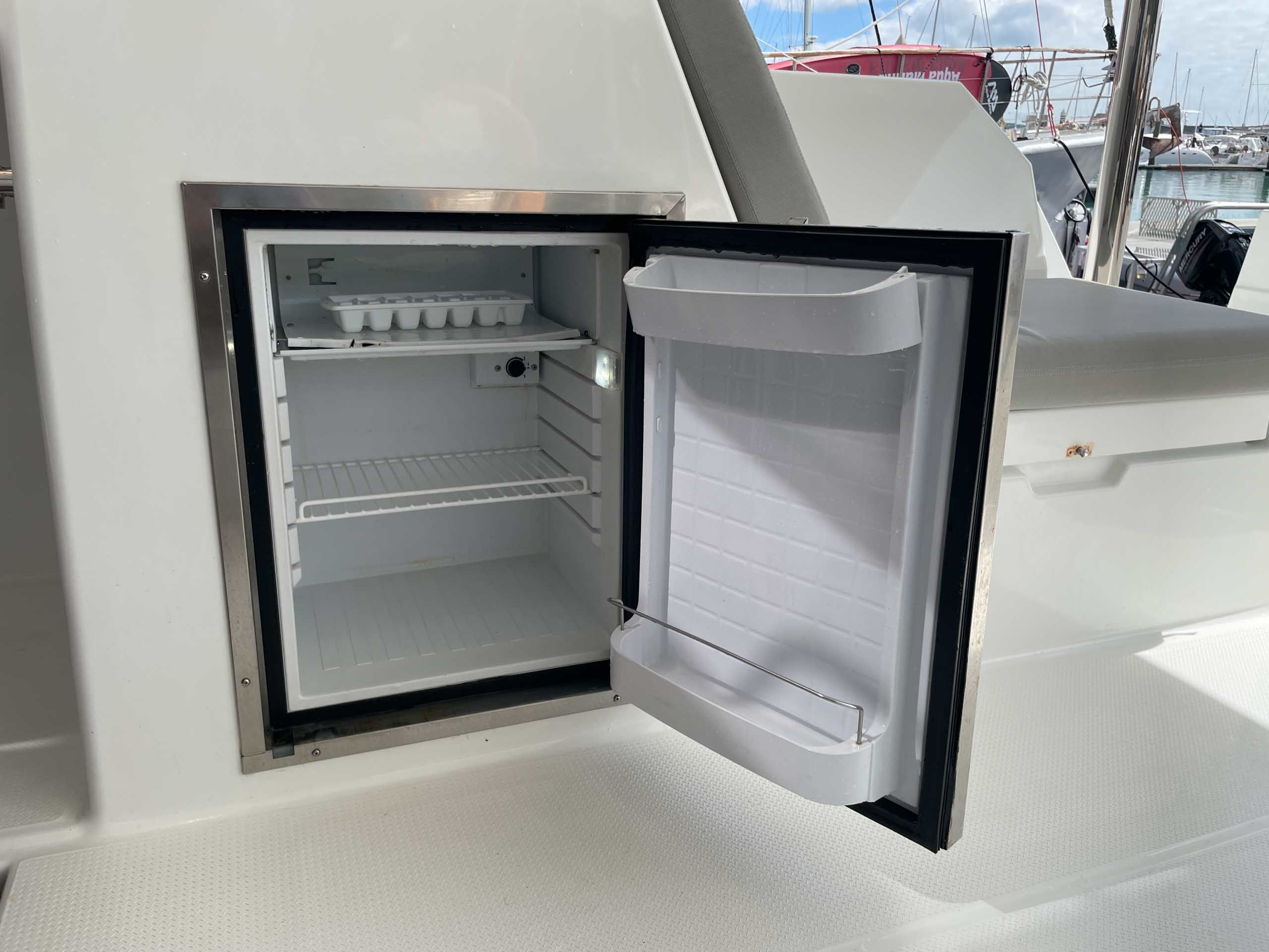 Fountaine Pajot Saona 47 | Purrfect