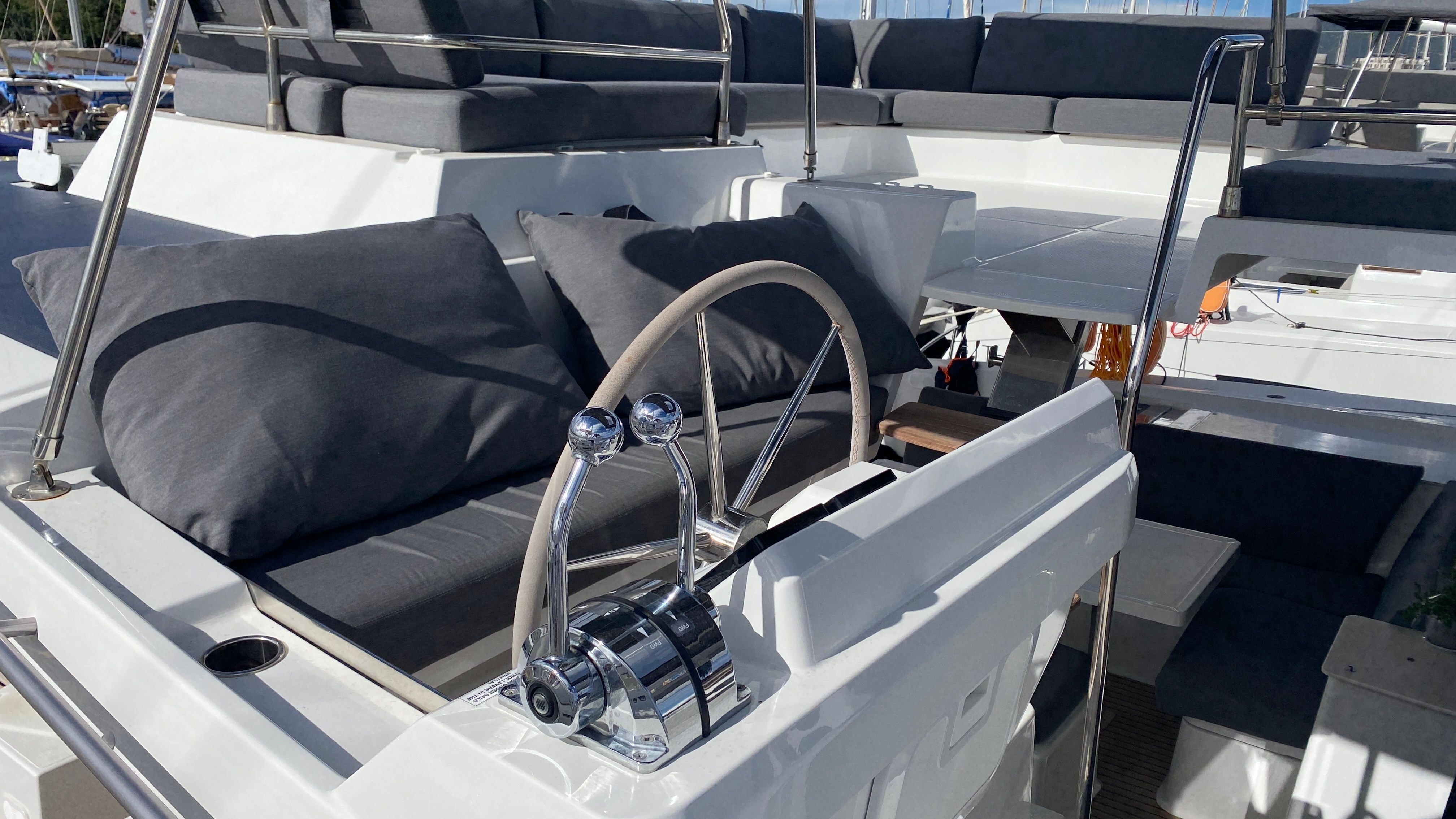 Fountaine Pajot Tanna 47 | Tikoa