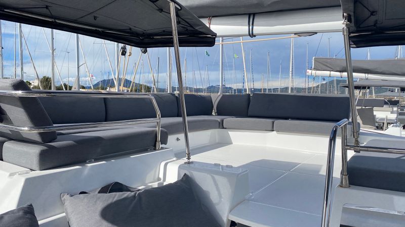 Fountaine Pajot Tanna 47 | Tikoa