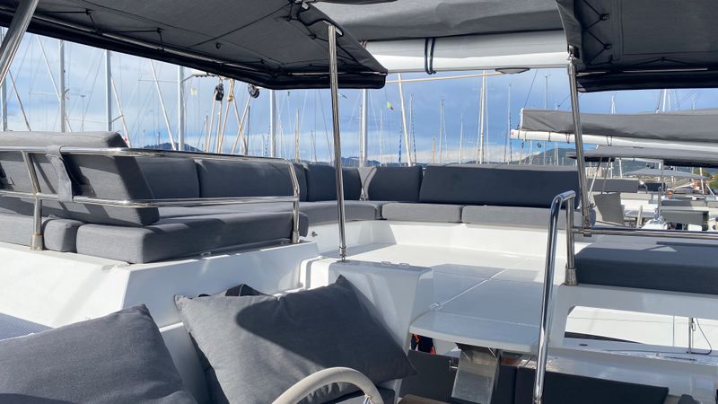 Fountaine Pajot Tanna 47 | Tikoa