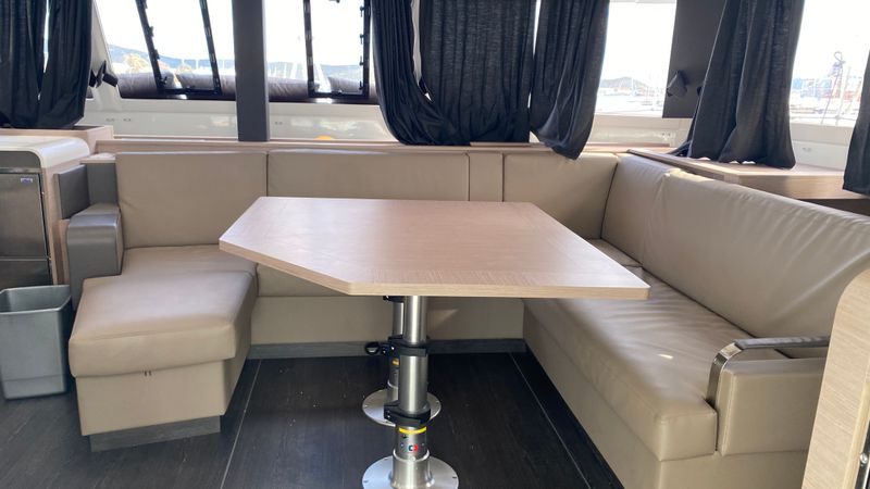 Fountaine Pajot Tanna 47 | Tikoa