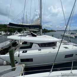 Lagoon 42 | Bellatrix