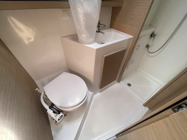 Lagoon 42 | Bellatrix