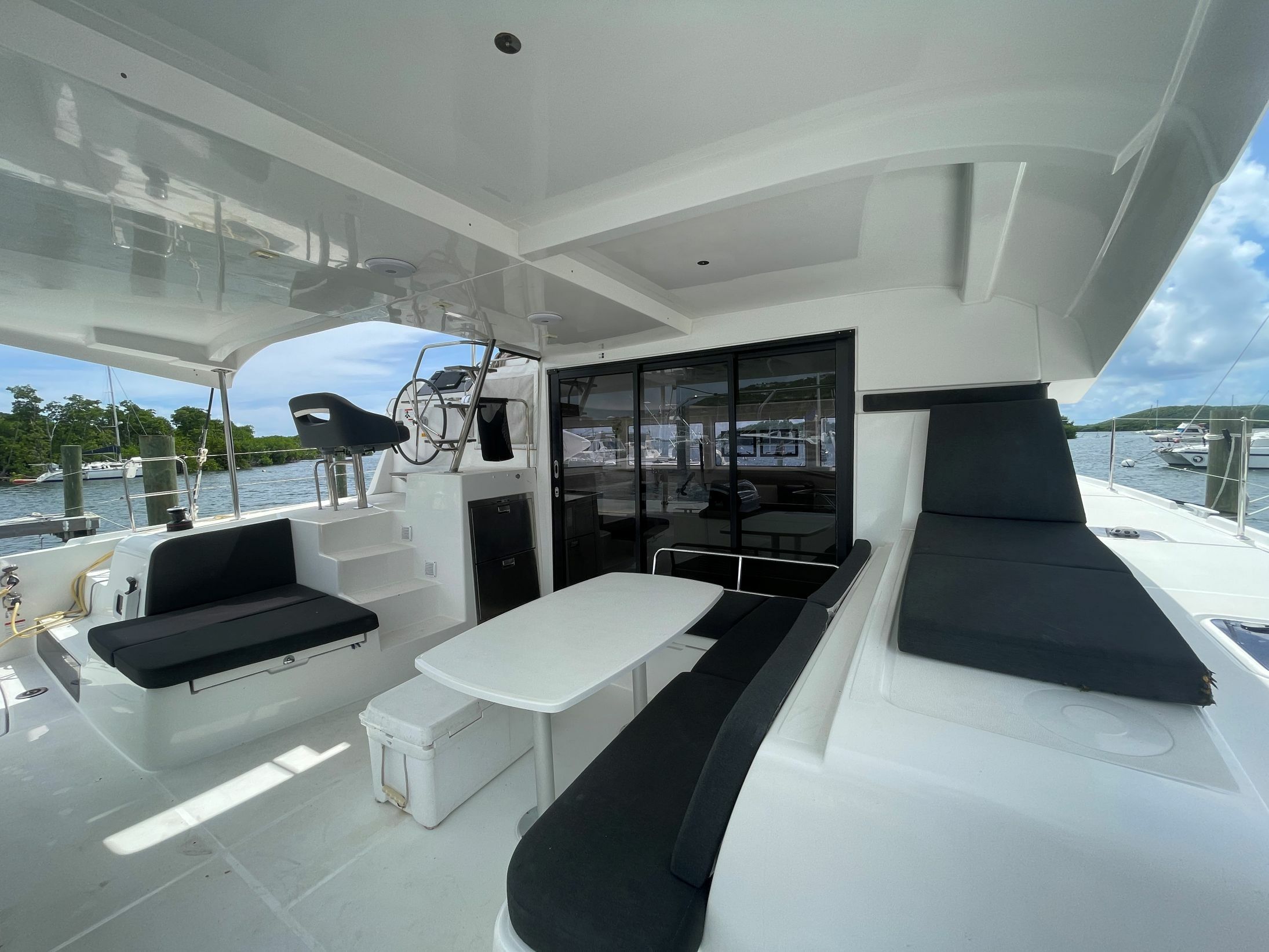 Lagoon 42 | Bellatrix