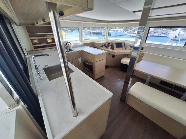 Lagoon 46 | Boatylicious