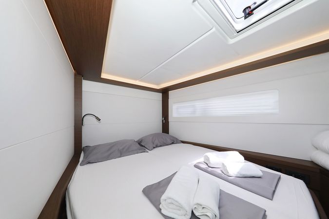 Lagoon 46 | White Pearl