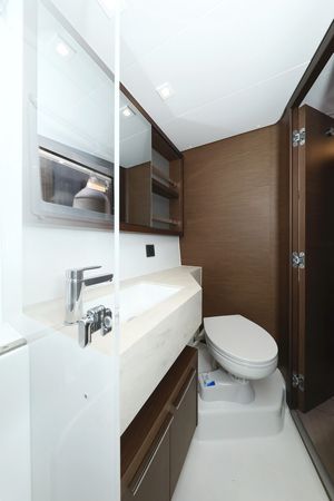 Lagoon 46 | White Pearl