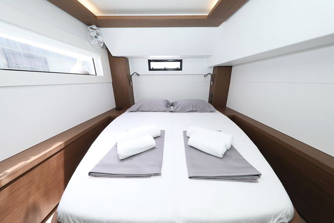 Lagoon 46 | White Pearl