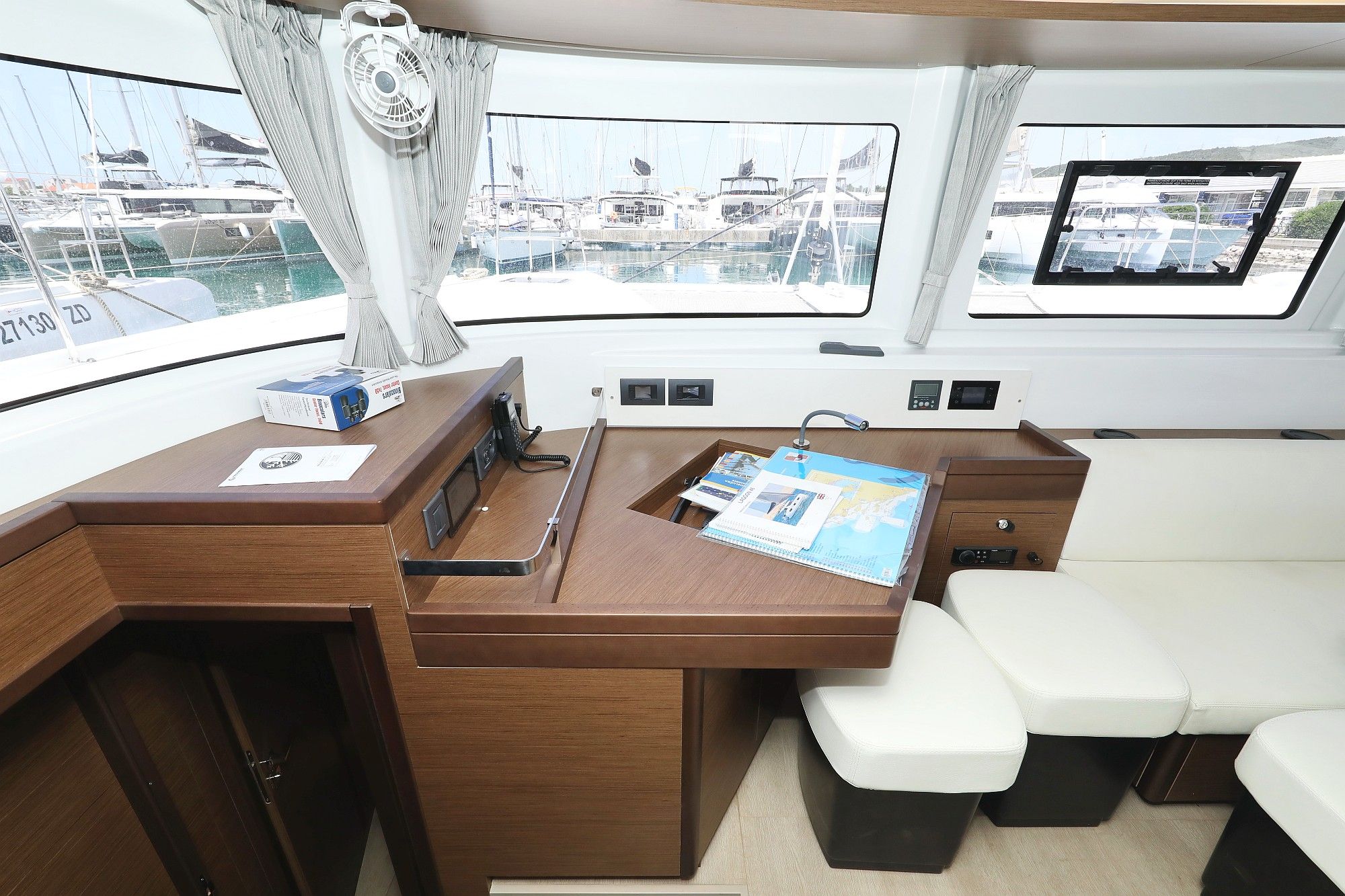 Lagoon 46 | White Pearl