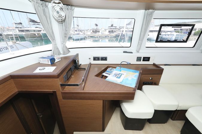 Lagoon 46 | White Pearl