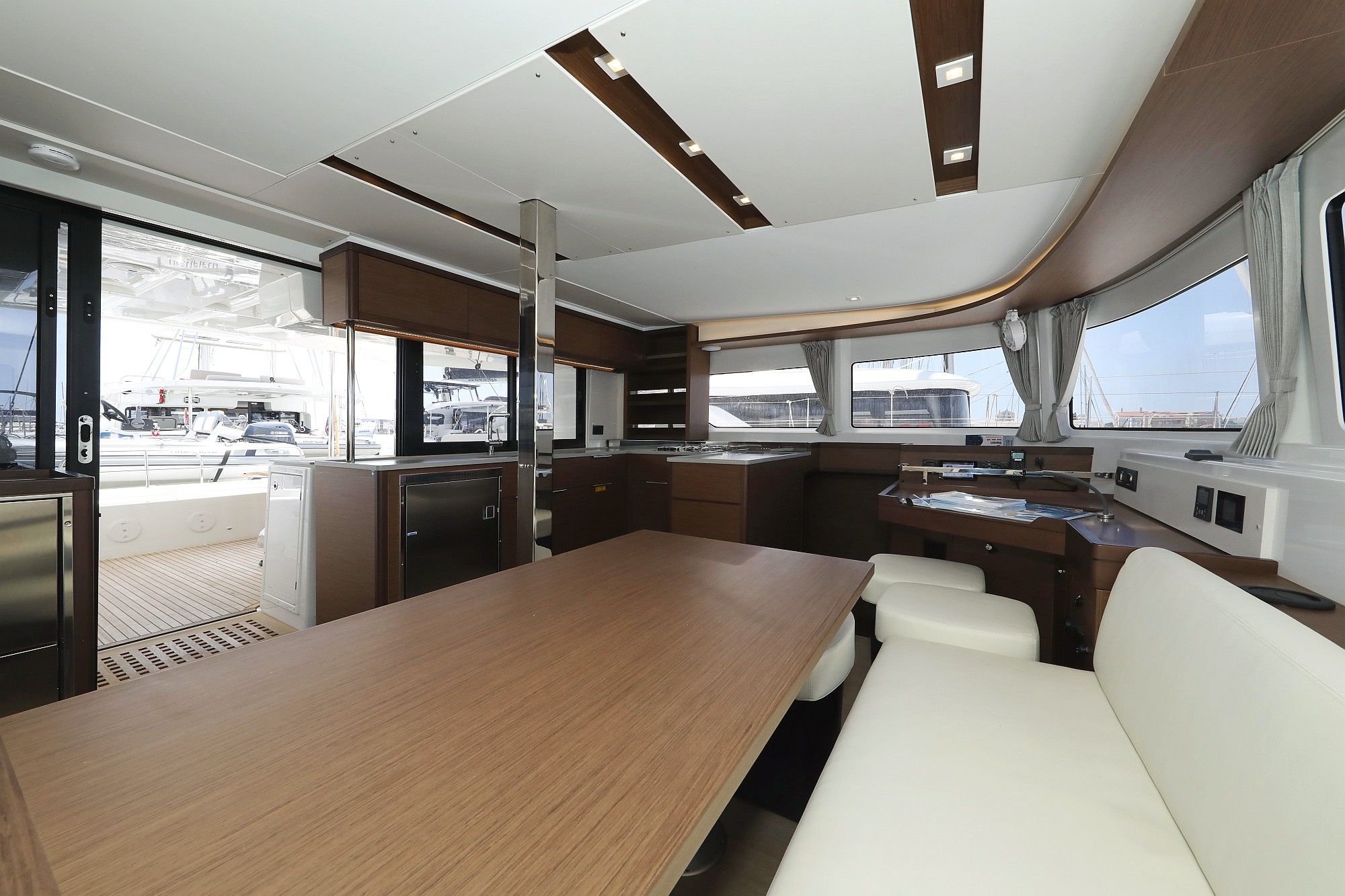 Lagoon 46 | White Pearl