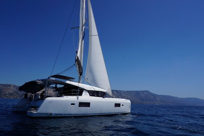 Lagoon 42 | Stardust