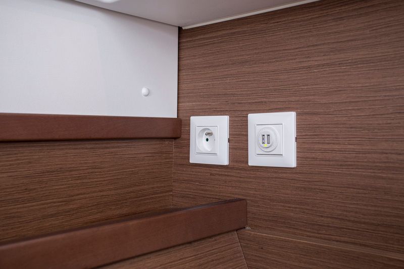 Lagoon 42 | Stardust