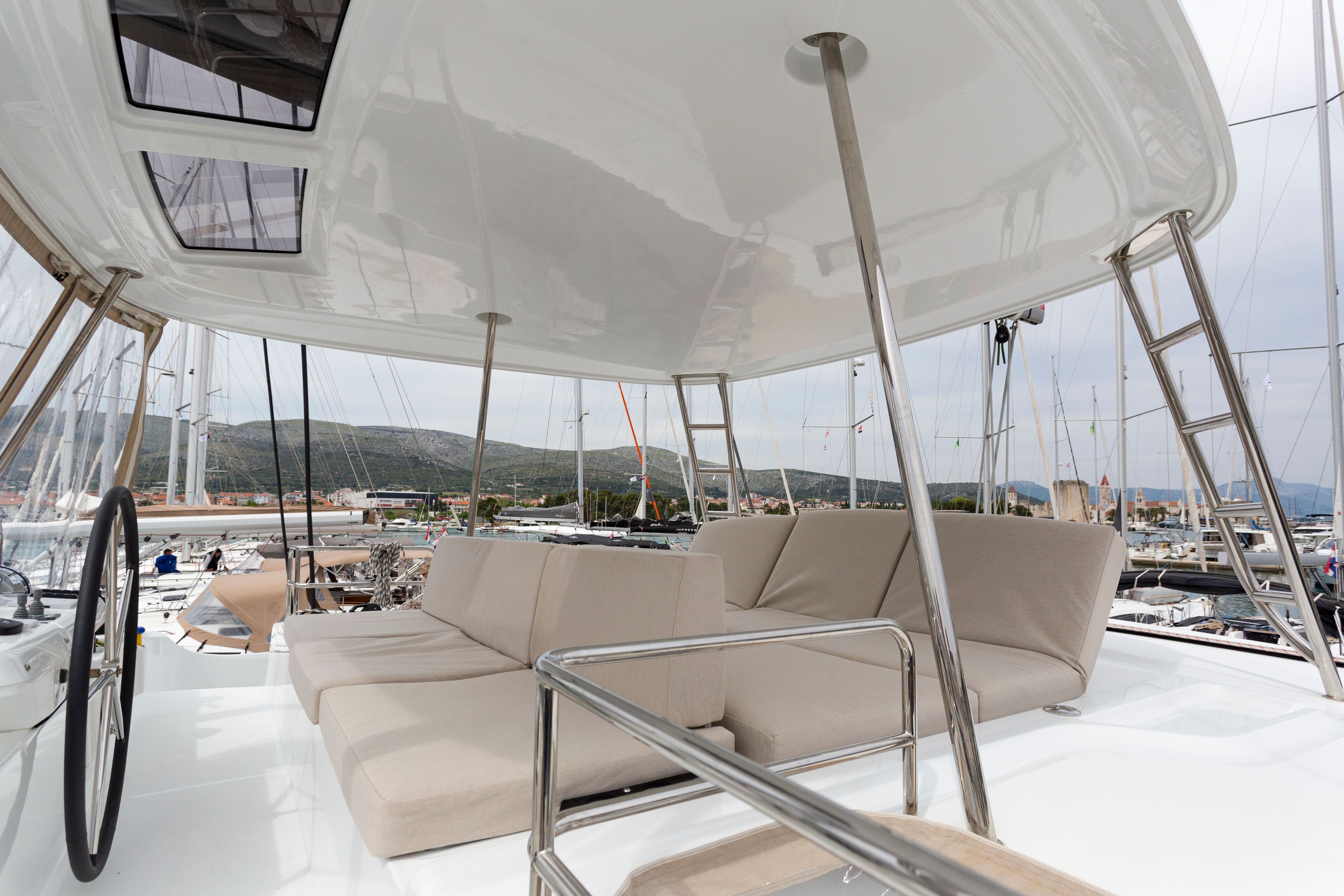 Lagoon 50 | Sunshine