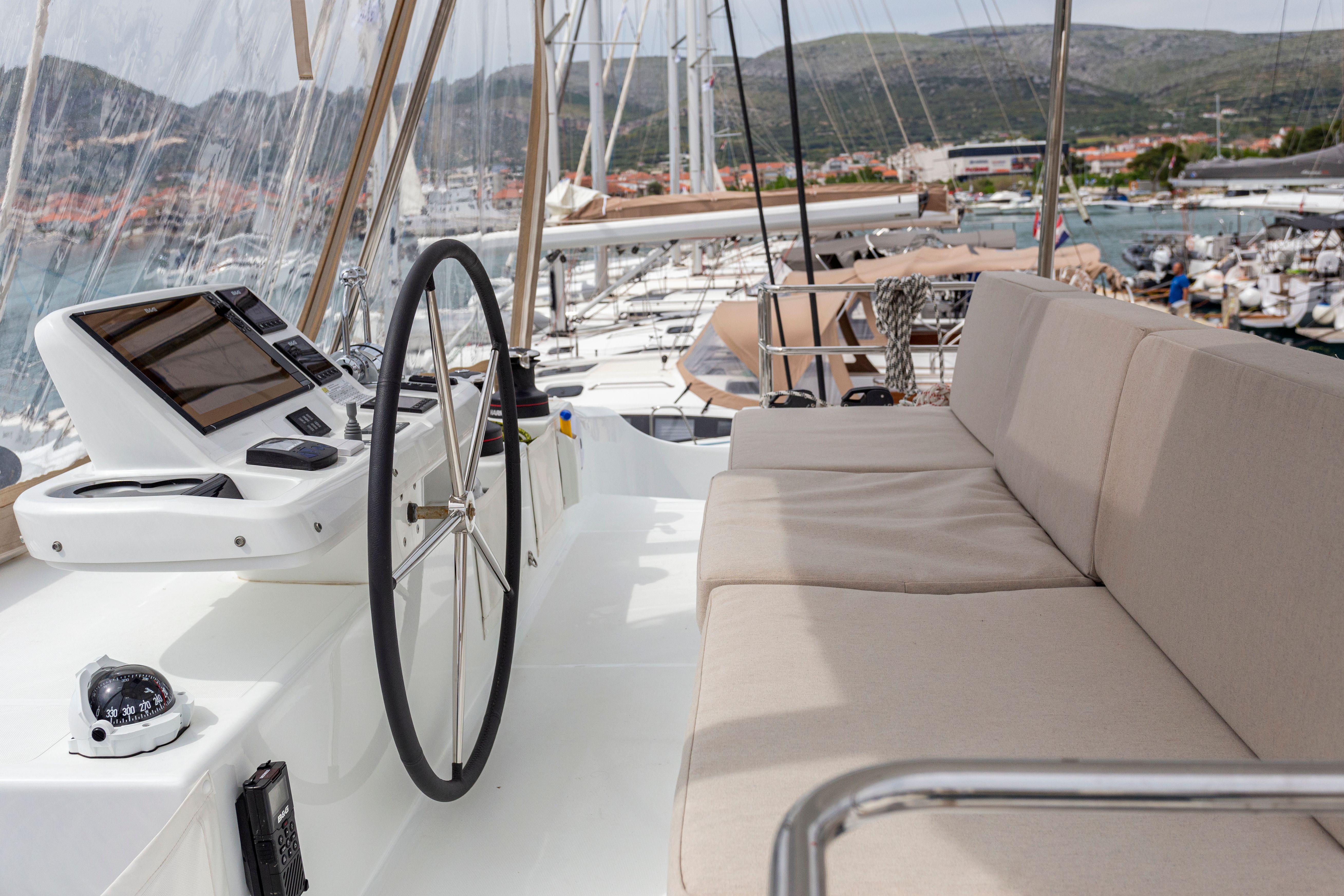 Lagoon 50 | Sunshine