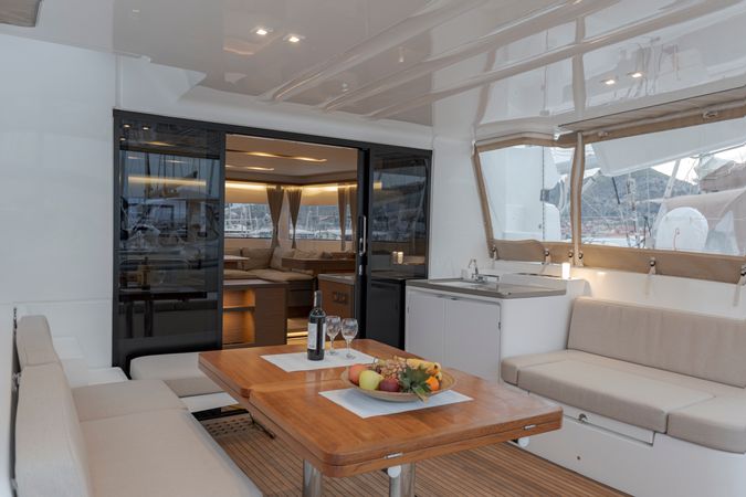 Lagoon 50 | Sunshine