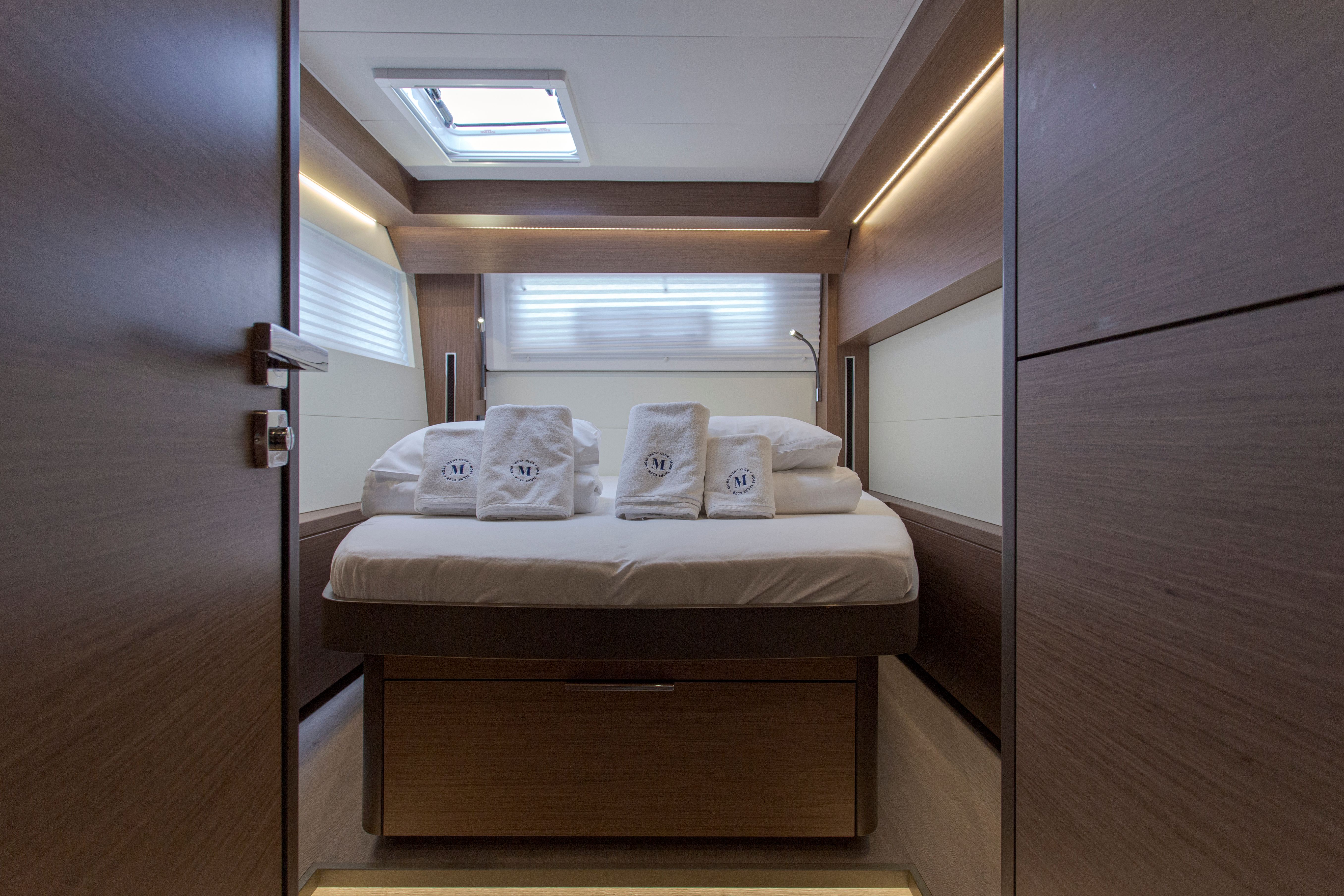 Lagoon 50 | Sunshine