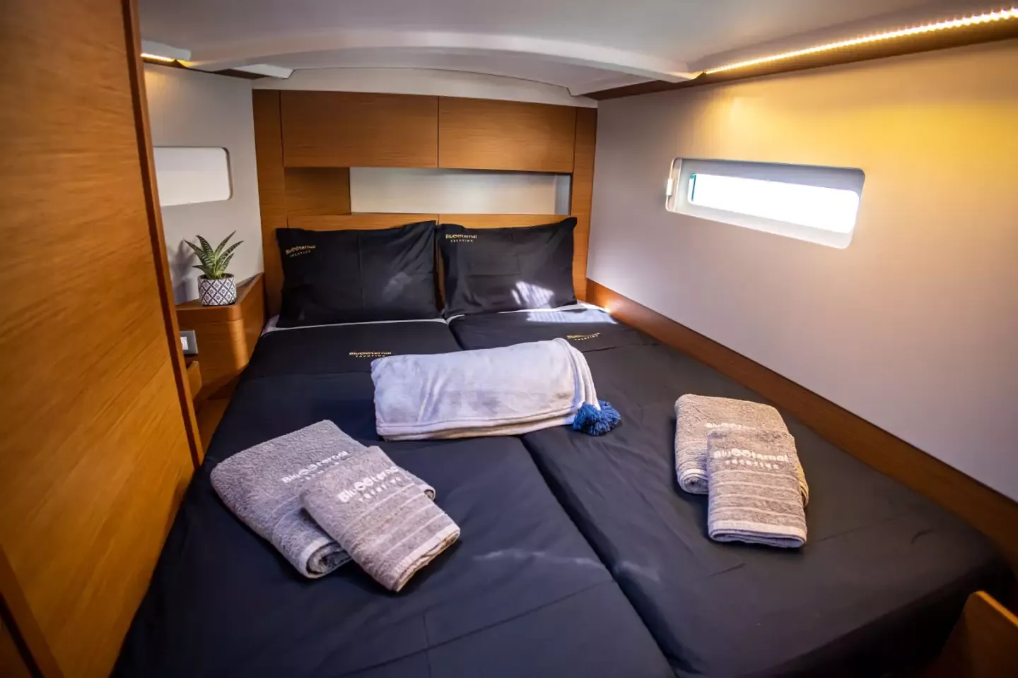 Jeanneau Sun Odyssey 410 | Psi Octanis