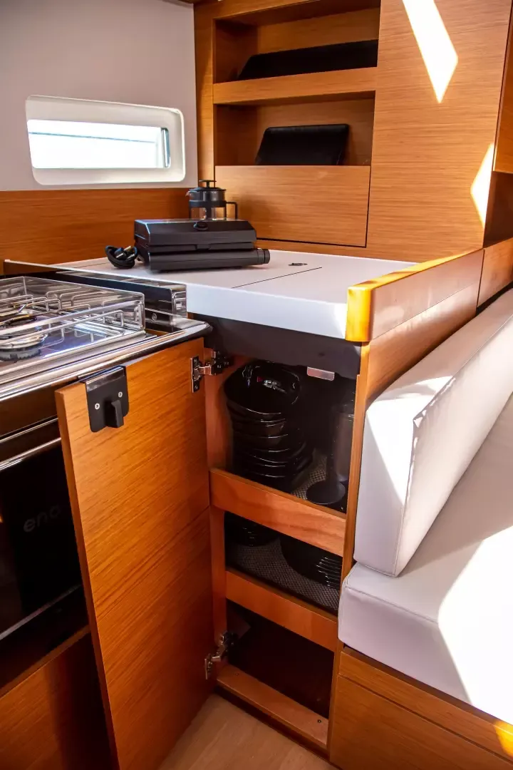 Jeanneau Sun Odyssey 410 | Psi Octanis