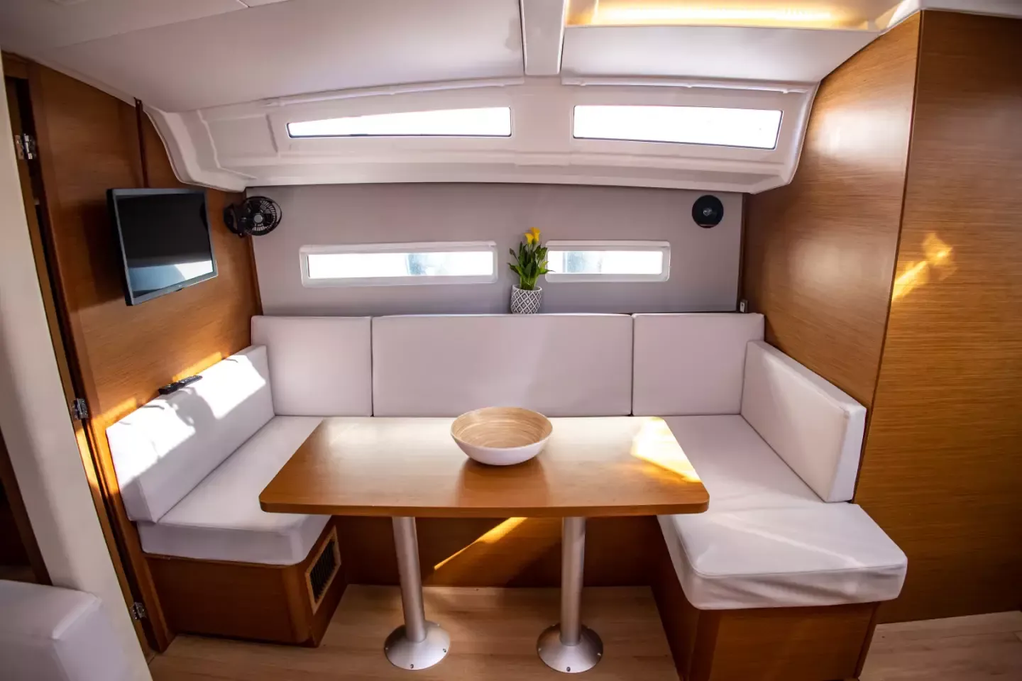Jeanneau Sun Odyssey 410 | Psi Octanis