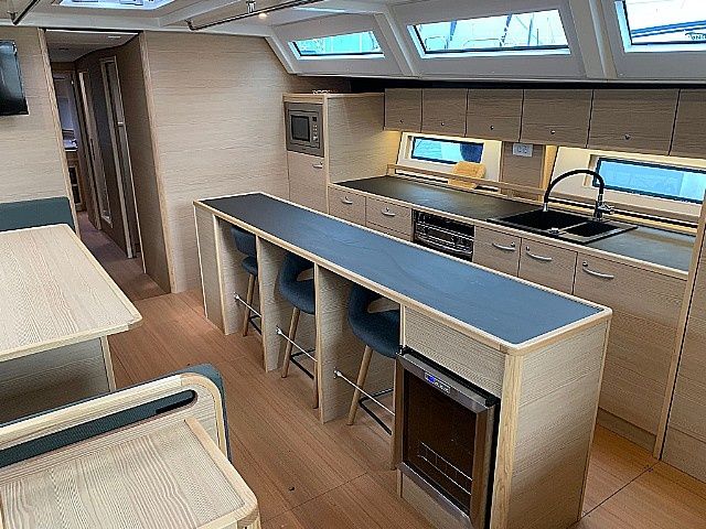 D and D Kufner 54 | Ocean's blue