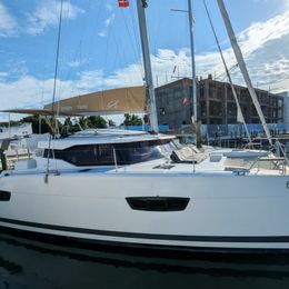 Fountaine Pajot Astrea 42 | Laura Mae