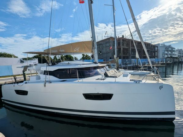 Fountaine Pajot Astrea 42 | Laura Mae