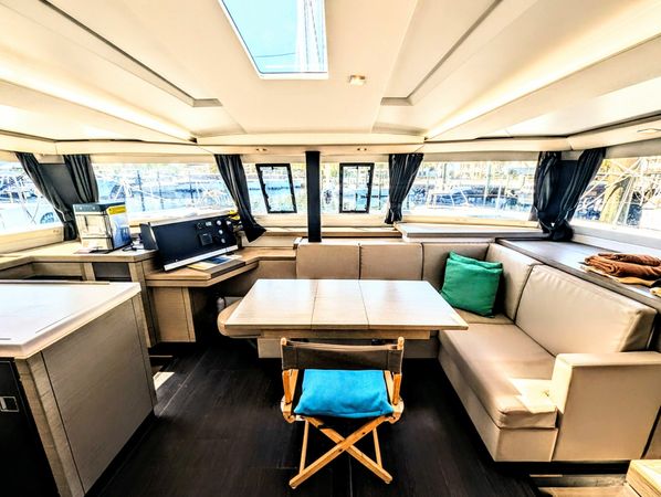 Fountaine Pajot Astrea 42 | Laura Mae