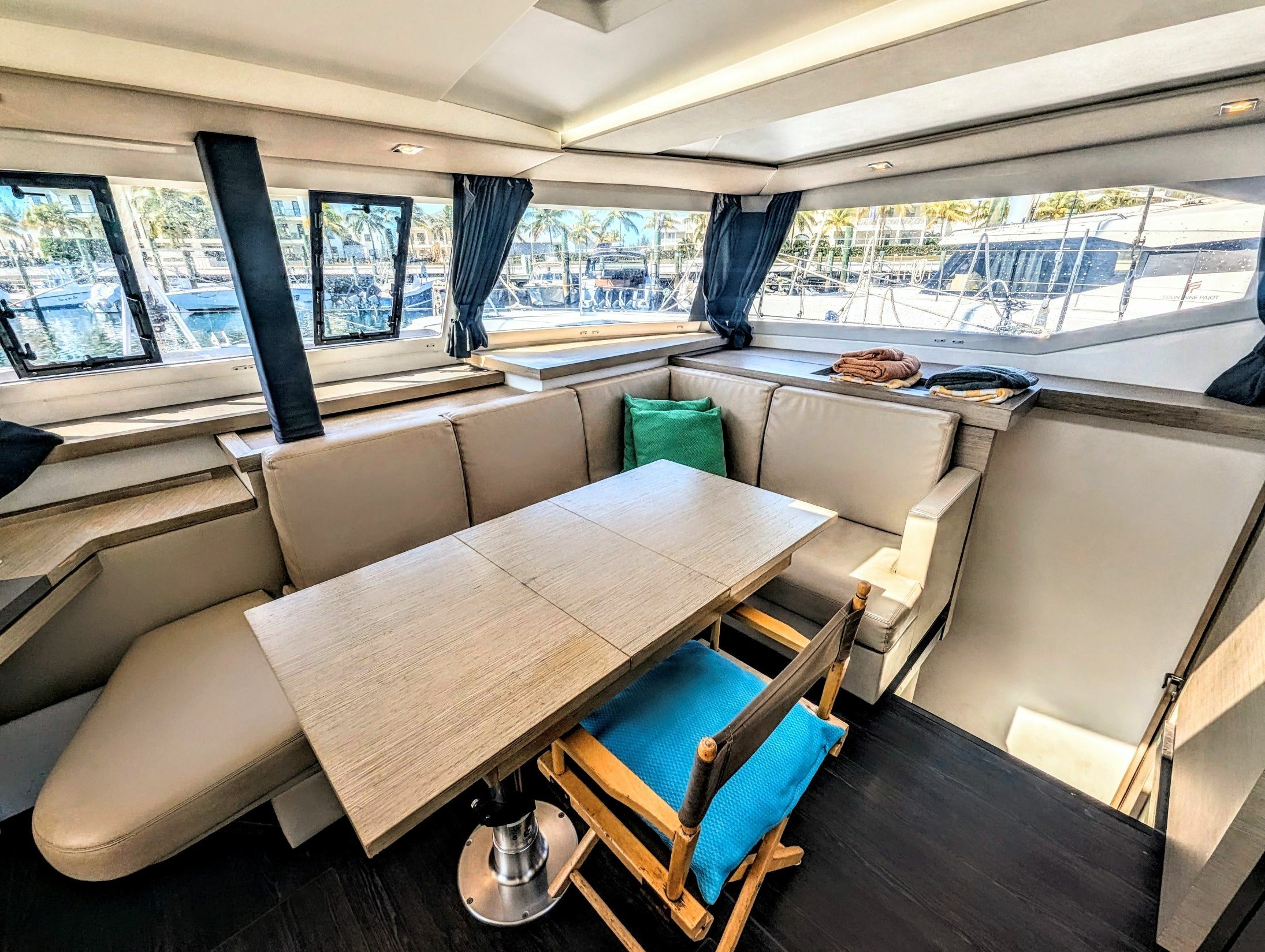 Fountaine Pajot Astrea 42 | Laura Mae