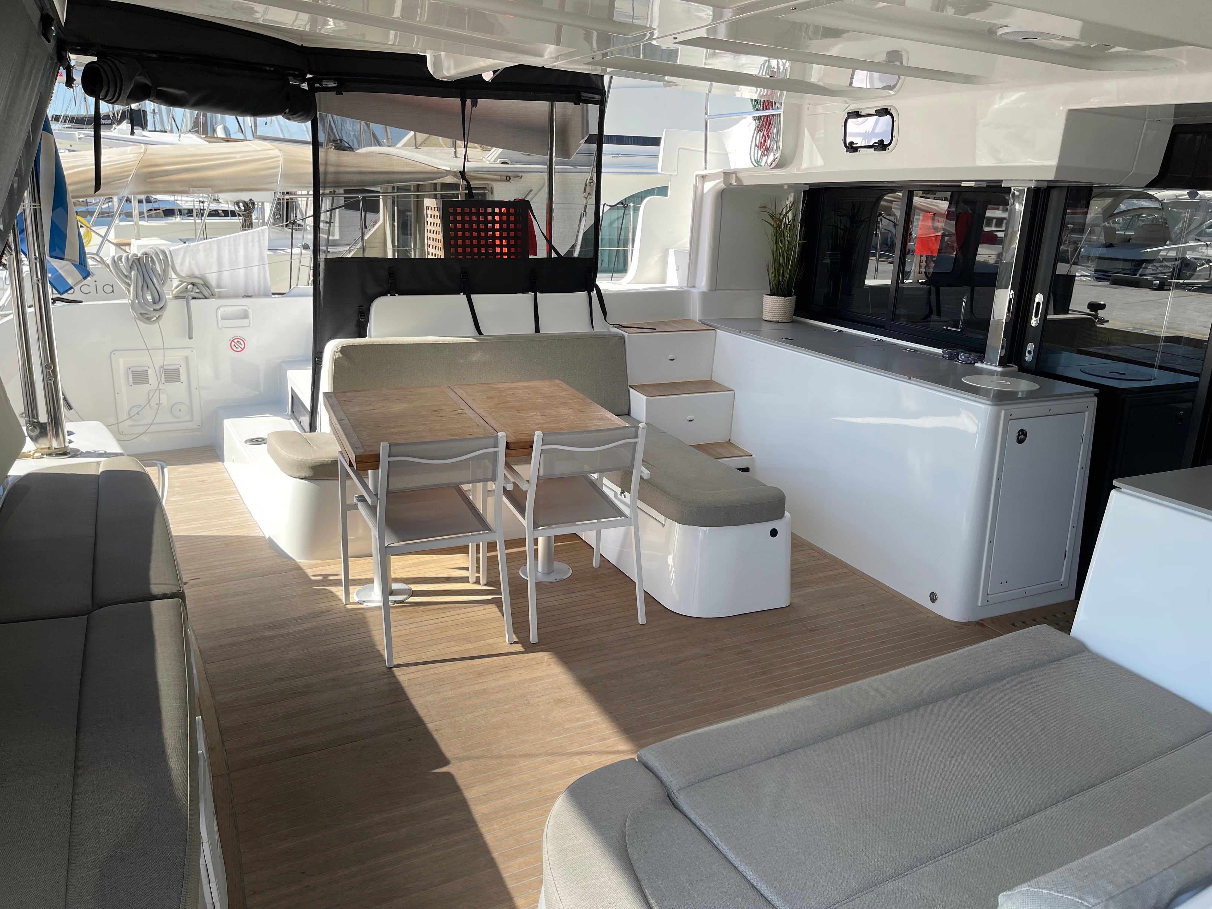 Lagoon 46 | Aqua Vitae