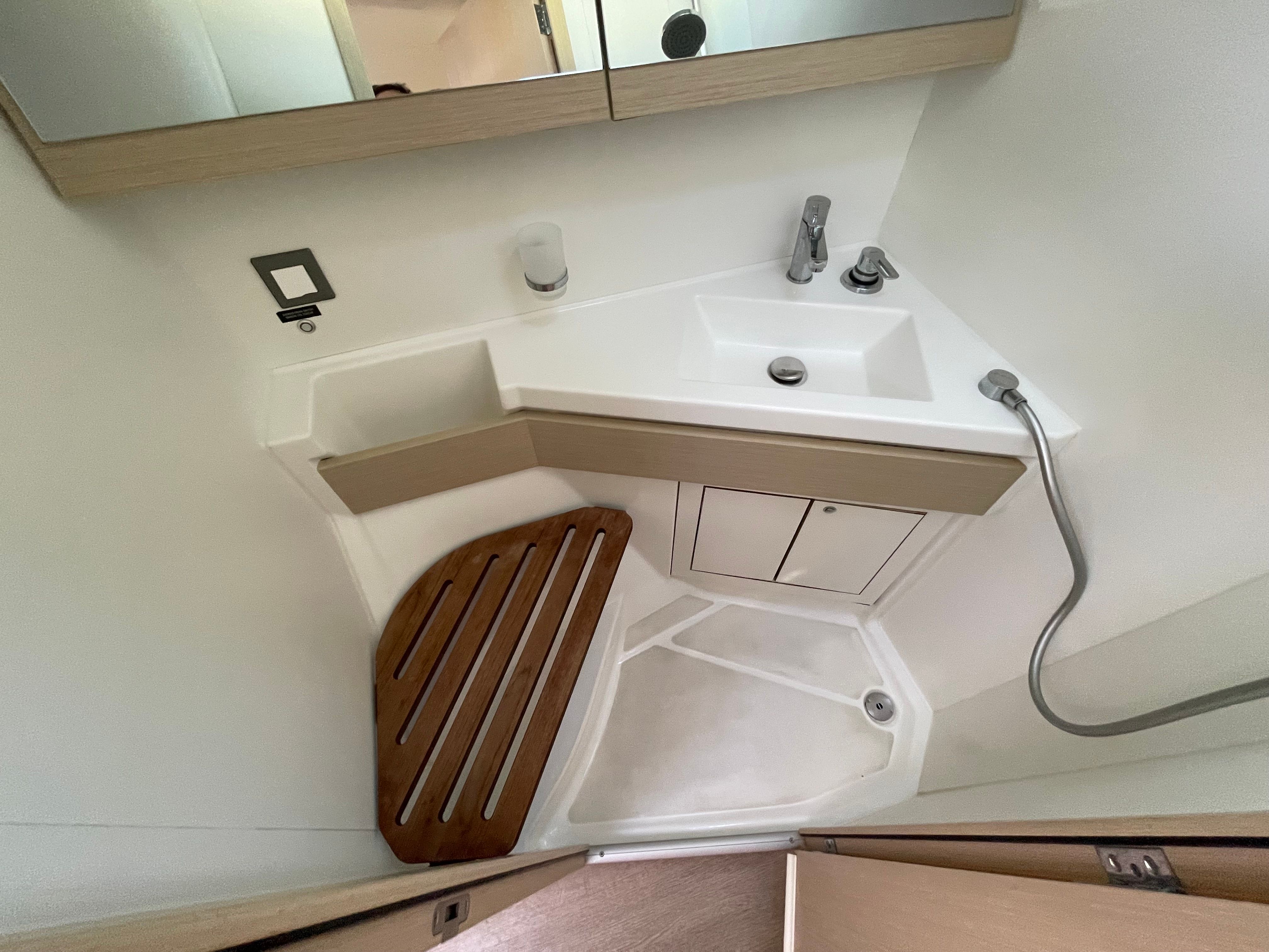 Beneteau Oceanis 46.1 | Naima