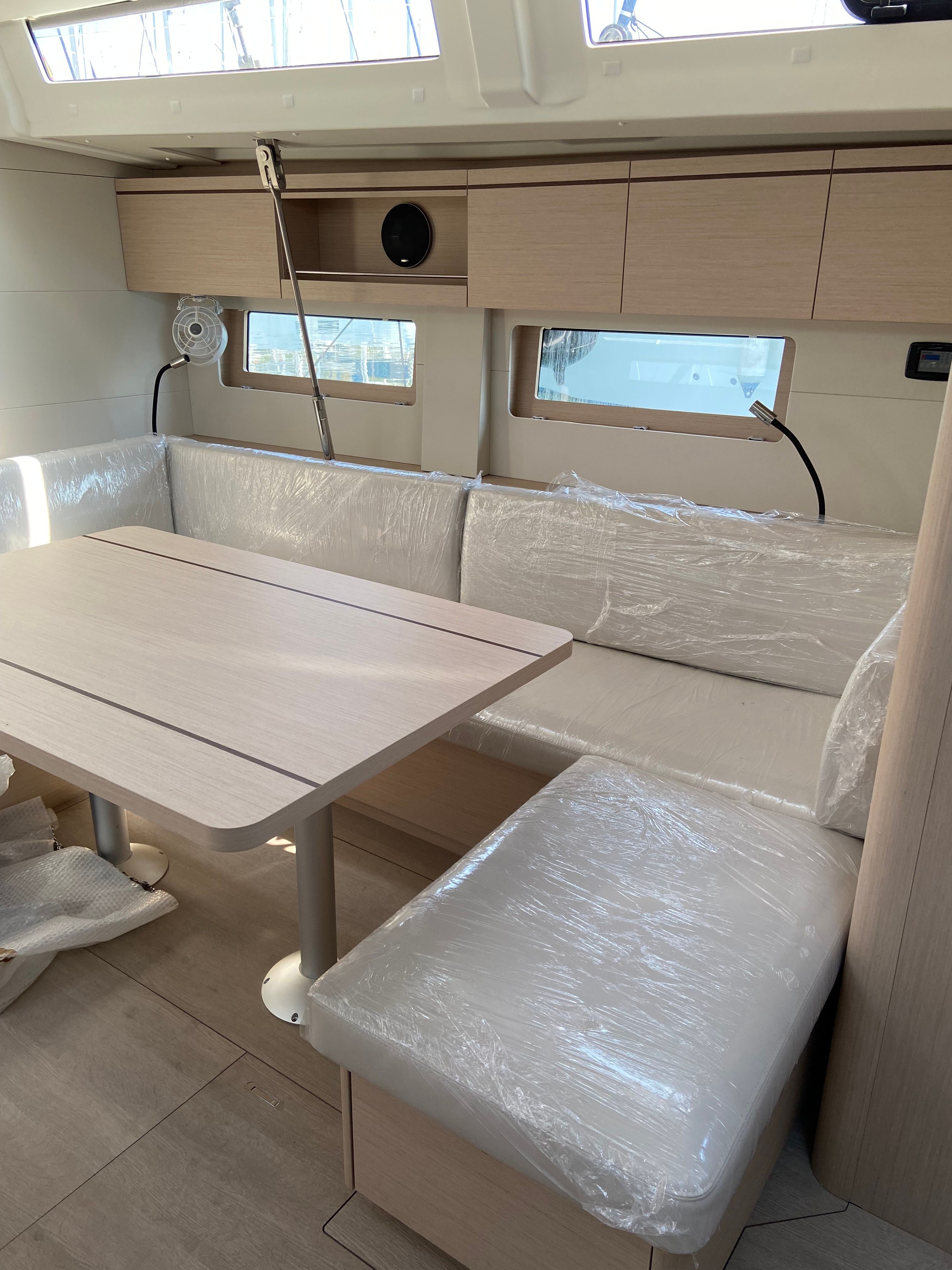 Beneteau Oceanis 51.1 | Escape