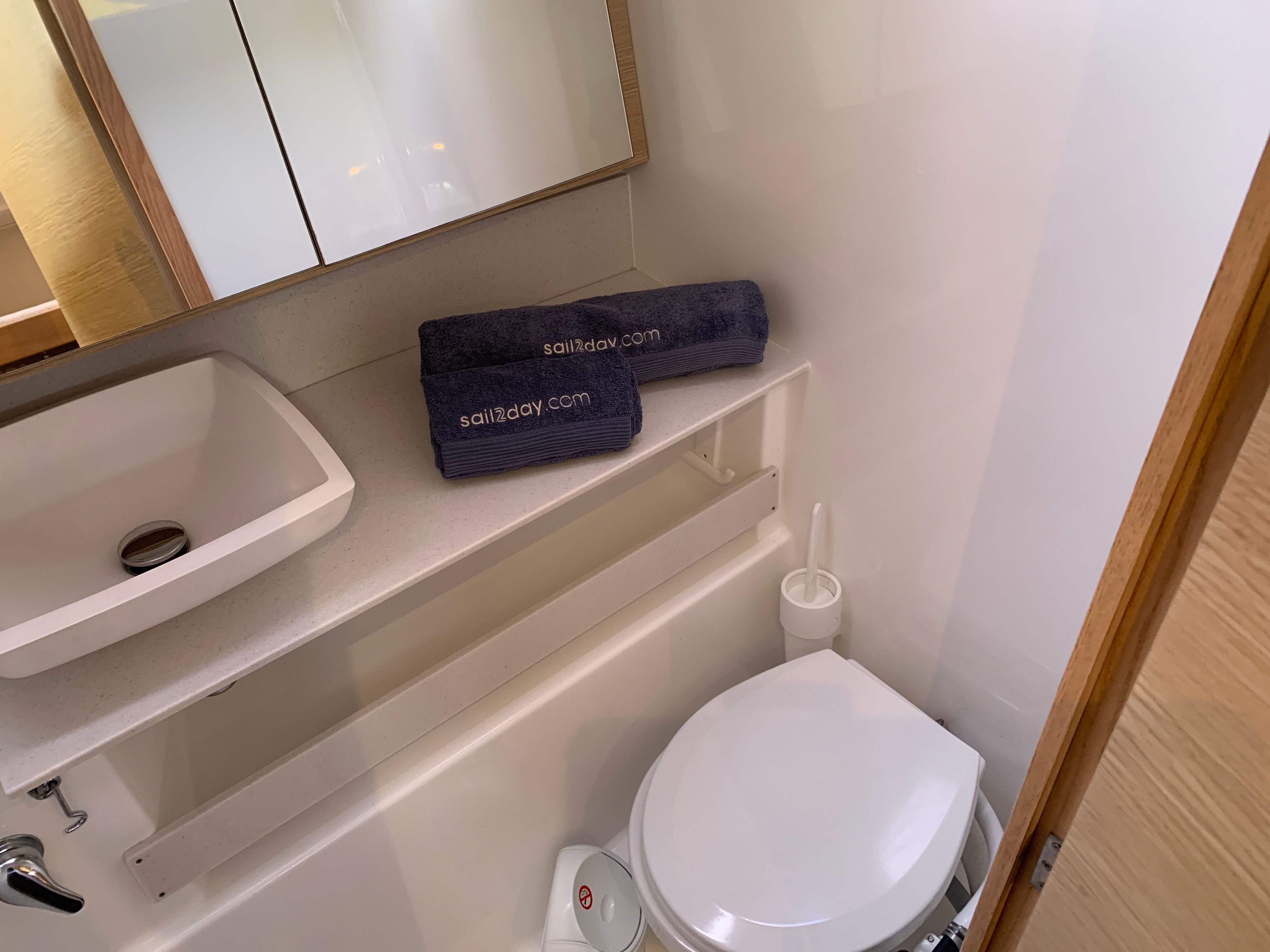 Dufour 430 | Gosailing