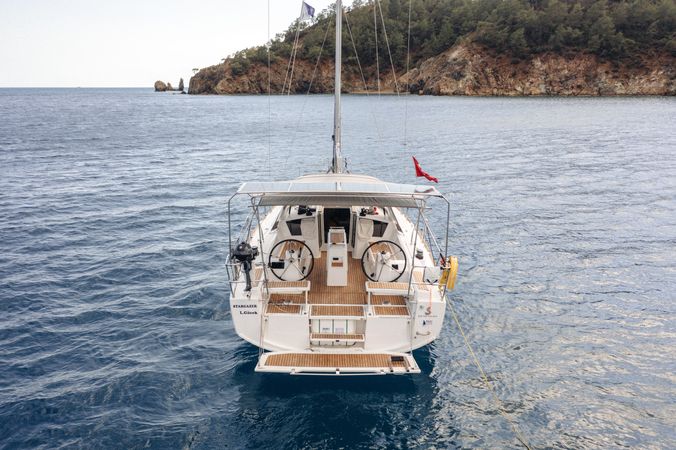 Beneteau Oceanis 38.1 | Stargazer