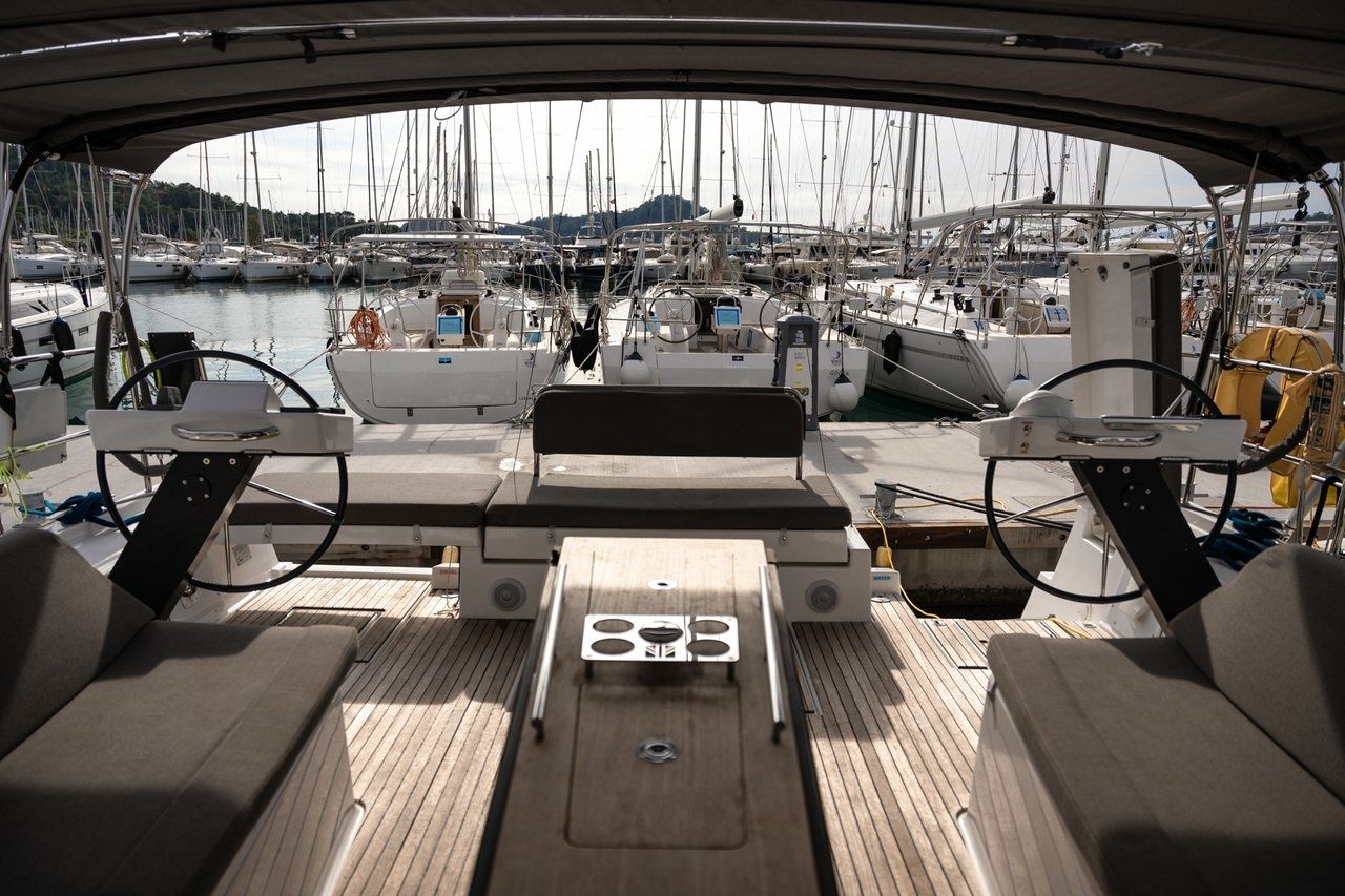Dufour 470 | Happiness