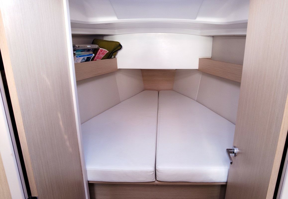 Beneteau Oceanis 30.1 | Amour