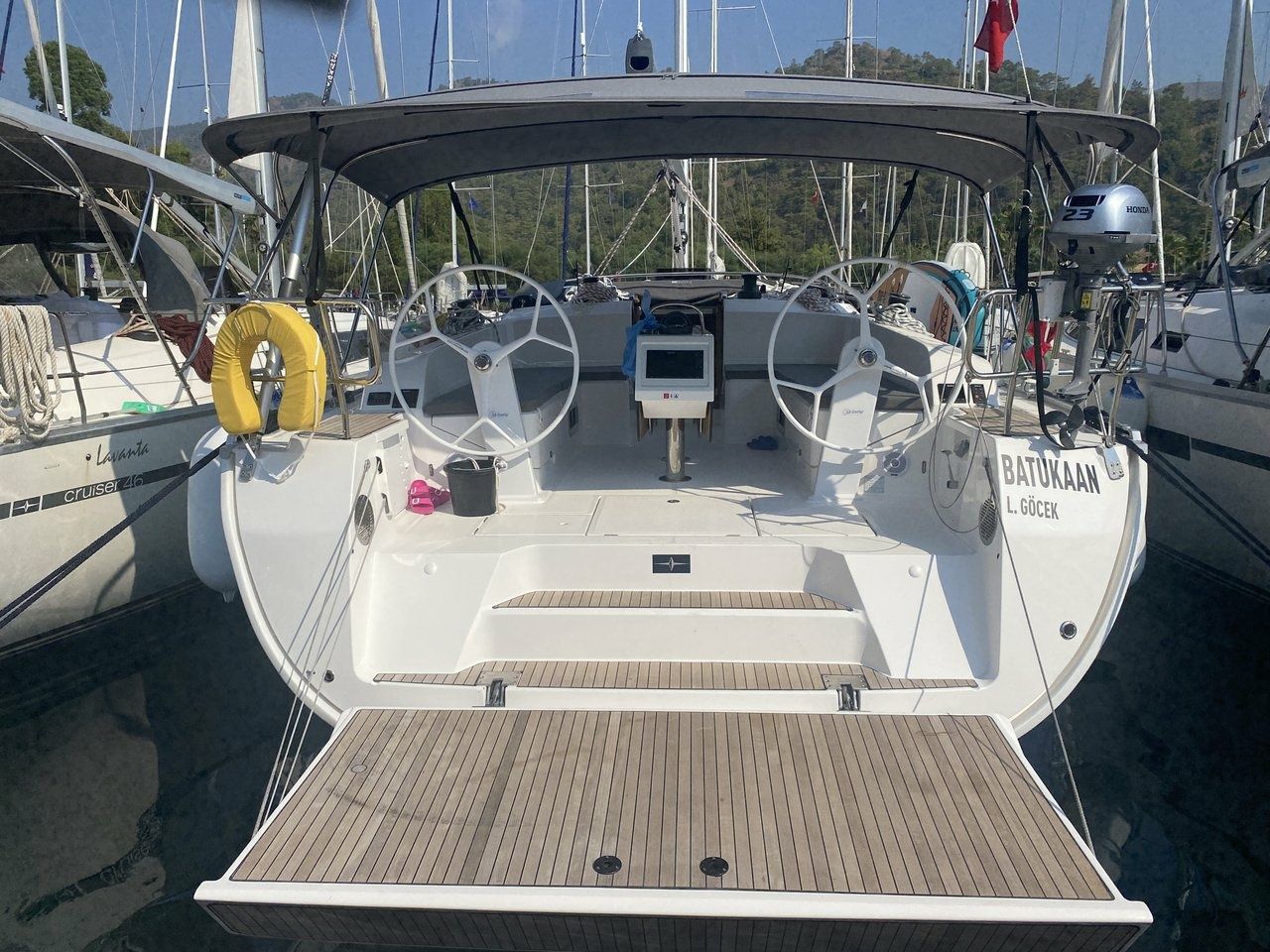 Bavaria Cruiser 46 | Batukaan