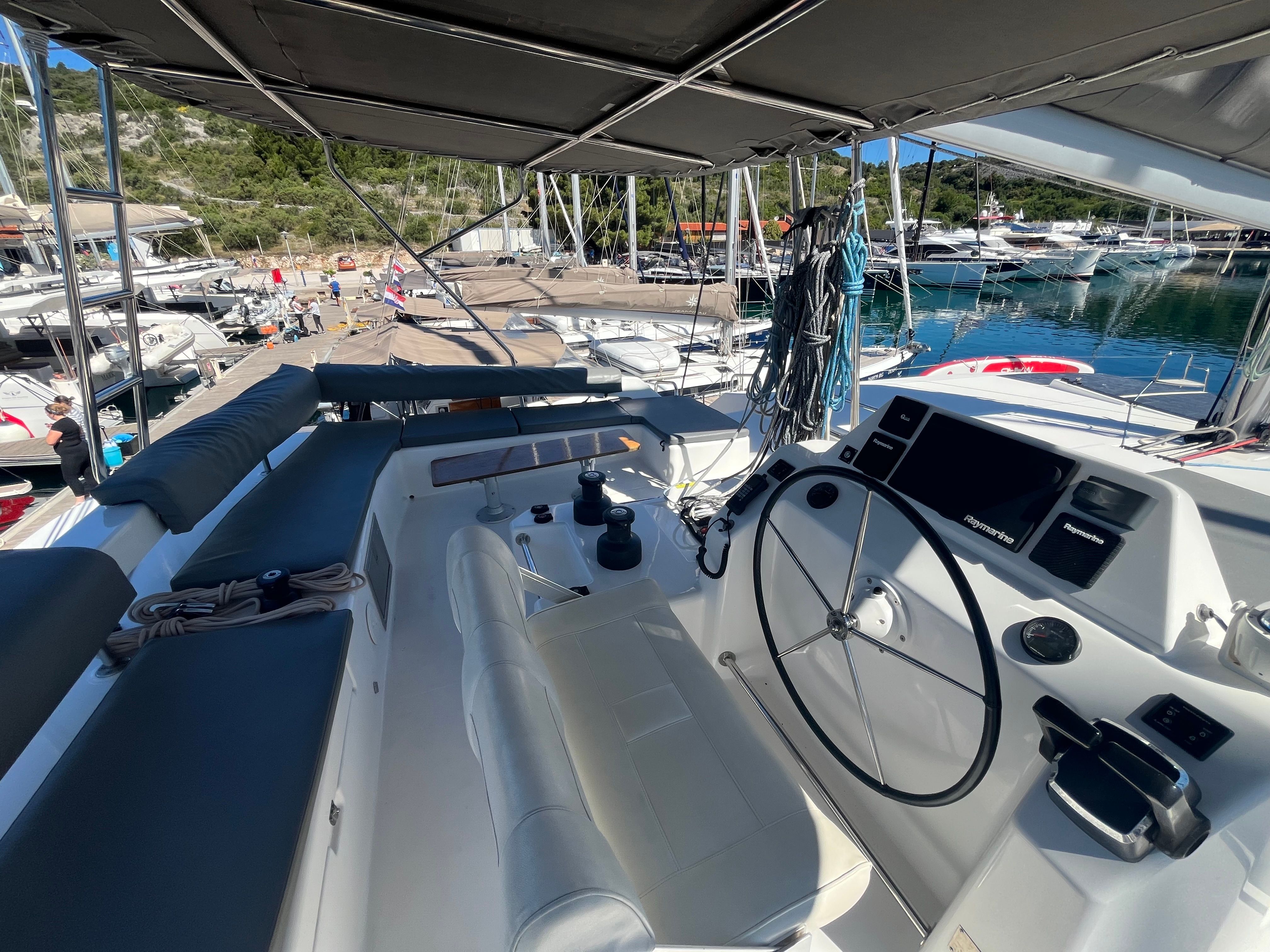 Dufour 48 | Roy