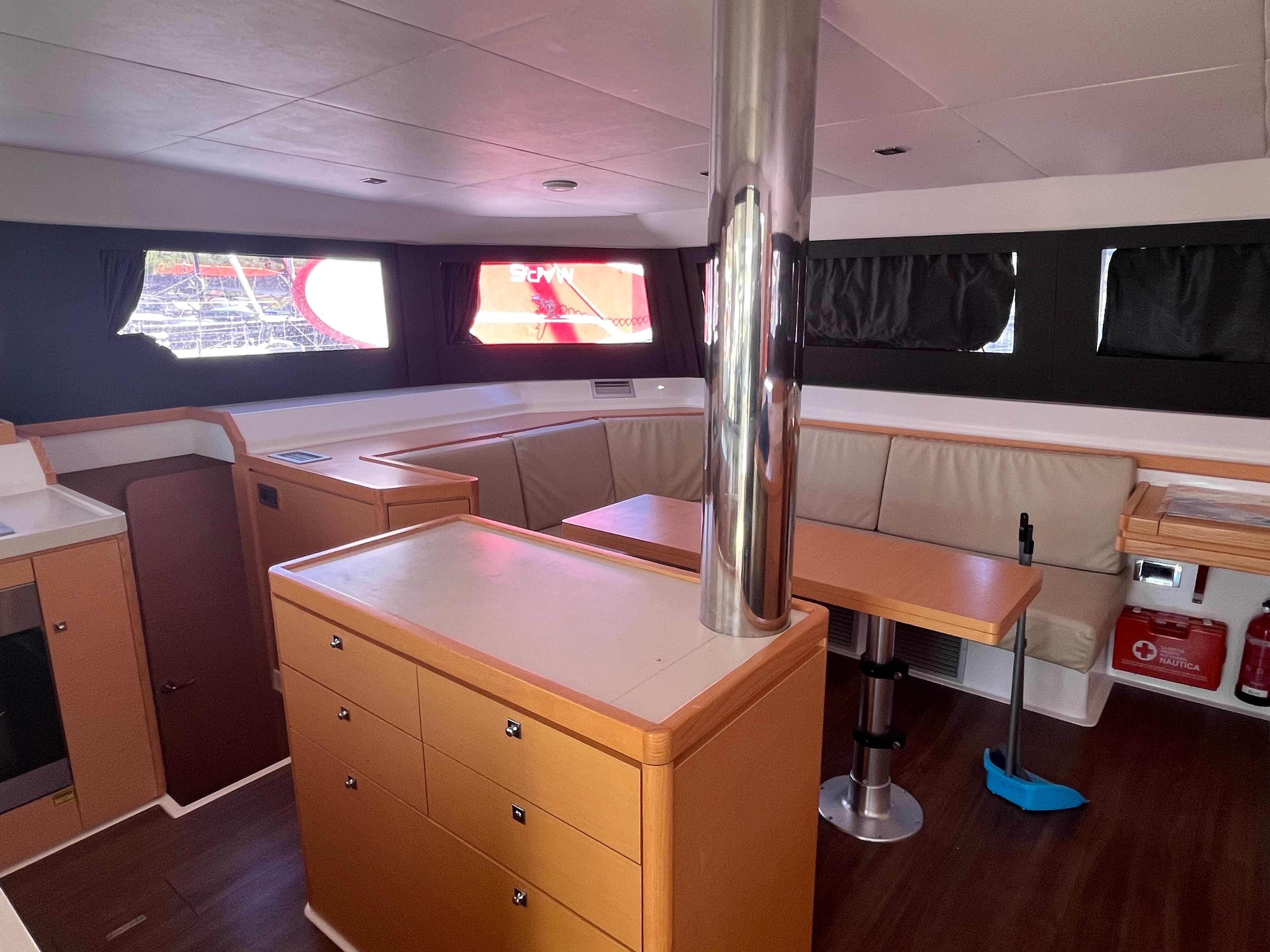 Dufour 48 | Roy