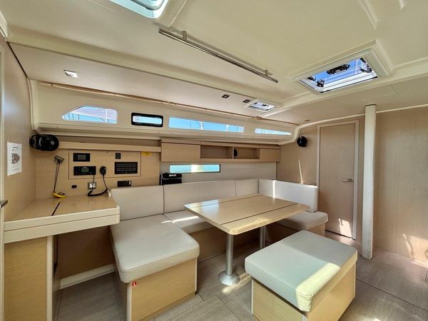 Beneteau Oceanis 40.1 | Les Gones